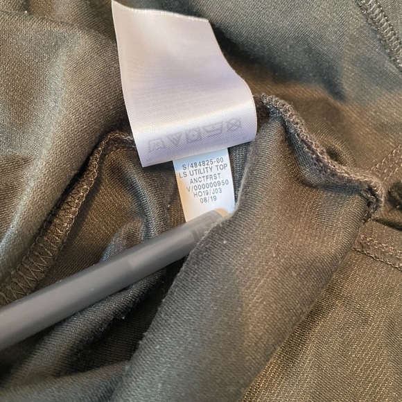 Old Navy Army Green 3/4 Sleeve Buttoned Mandarin Collar Women’s Blouse Small - Picture 13 of 14